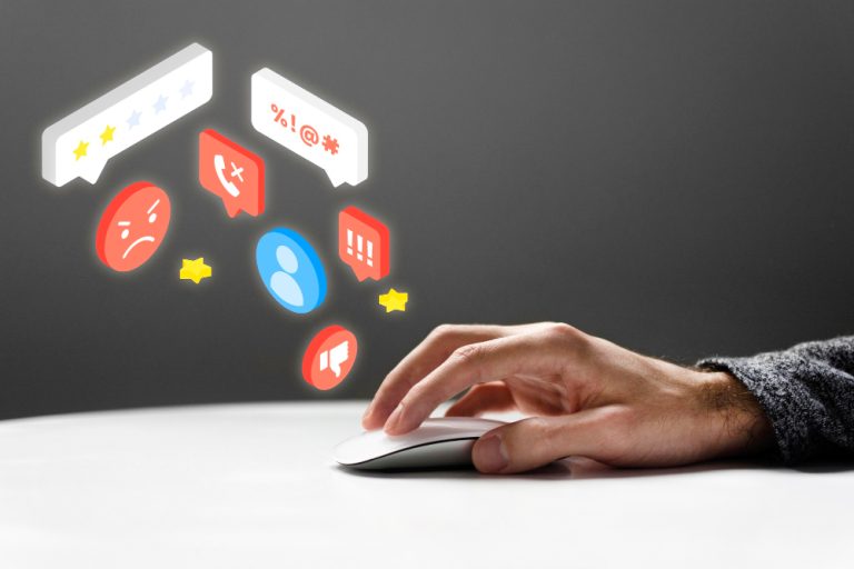 como denunciar una reseña de google